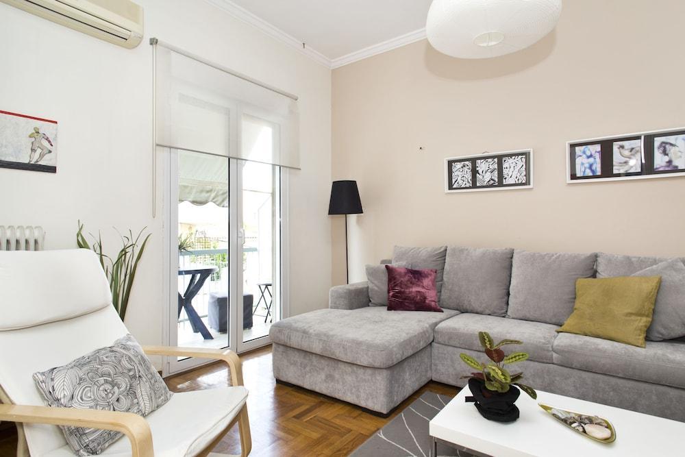 Kallimarmaro Apartment เอเธนส์ ภายนอก รูปภาพ